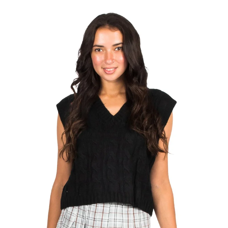 Cableknit Sweater Vest