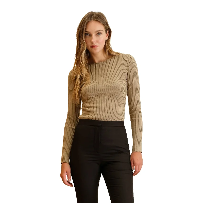 Boat Neck Knit Sweater