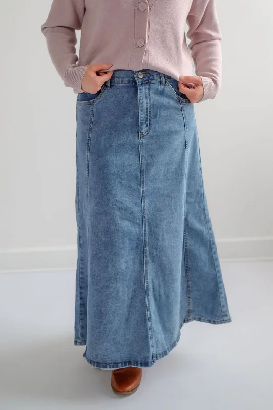 Sedona Midi Denim Skirt in Medium Wash